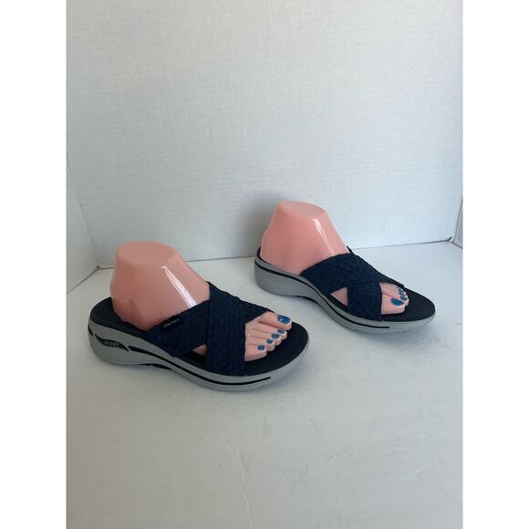 SKECHERS GO WALK ARCHFIT COMFORT SANDAL SHOES BLUE & GRAY OPEN TOE SLIP ON SZ 9 - Picture 4 of 12